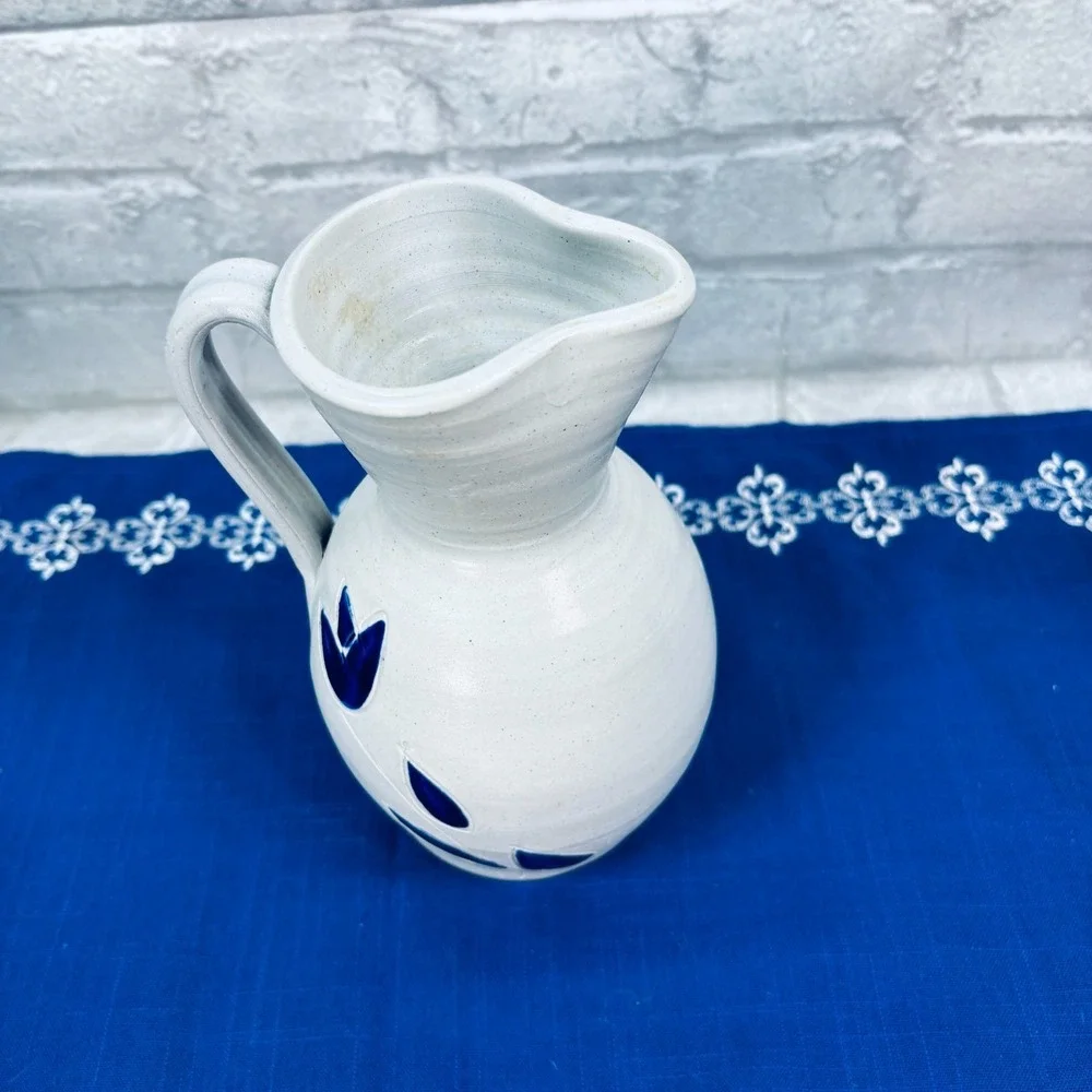 Vintage Williamsburg Pottery VA Salt Glaze Pitcher Cobalt Blue Floral Stoneware